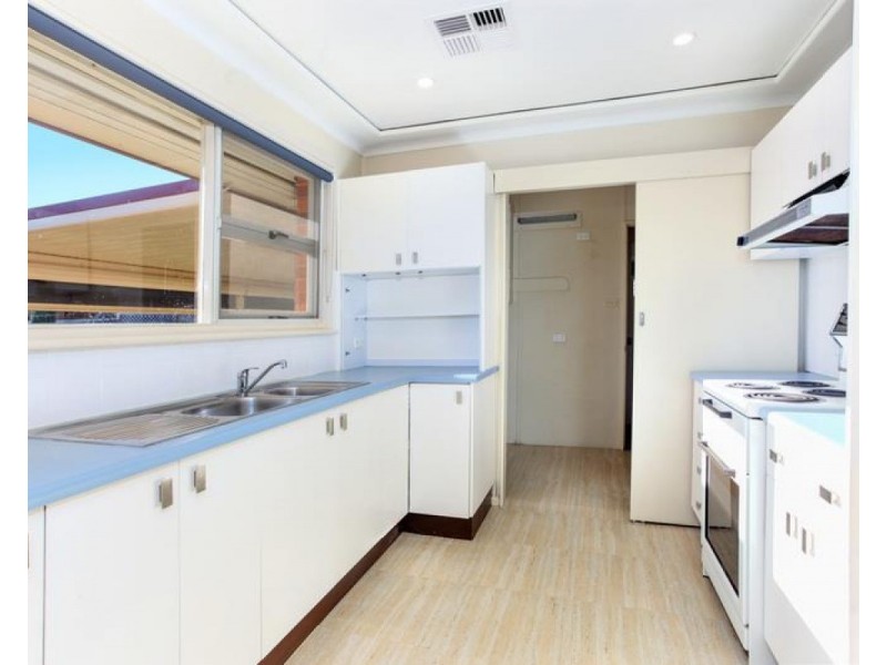 59 Denman Road, Georges Hall NSW 2198